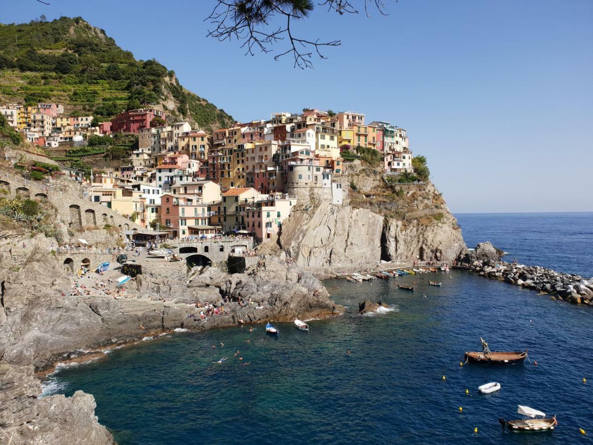 Villa Mara Ricco del Golfo di Spezia Luaran gambar