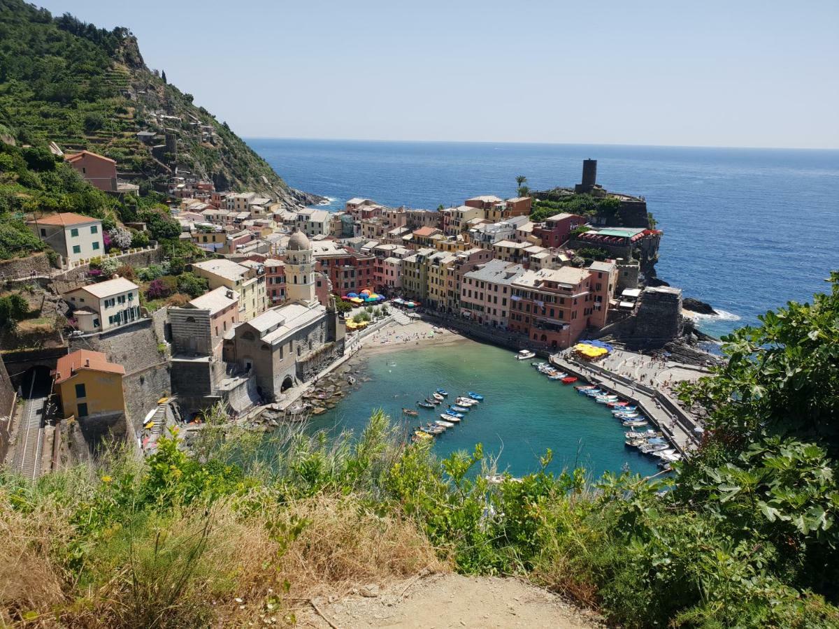 Villa Mara Ricco del Golfo di Spezia Luaran gambar