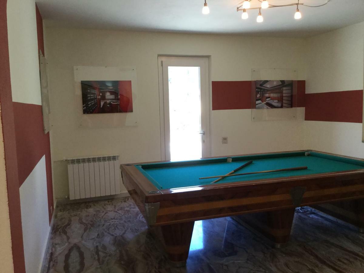 Villa Mara Ricco del Golfo di Spezia Luaran gambar